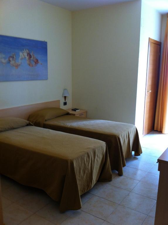 Hotel Atleti Foggia Zimmer foto